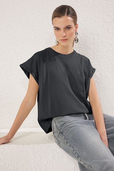 Trendyol Collection Comfortable Fit Anthracite Knitted T-Shirt - Pocket Detail, 100% Cotton Twoss25Ts00085
