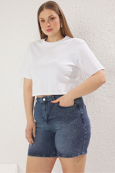 Trendyol Curve Kék magas derekú strasszos farmer nagy méretű rövidnadrág TBBSS25AP00028