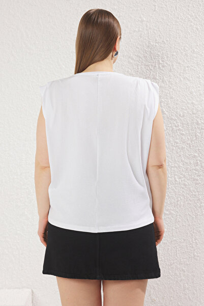 Trendyol Curve Λευκό μπλουζάκι με πλισέ 100% βαμβάκι - Sustainable Print, TBBSS23BF00046