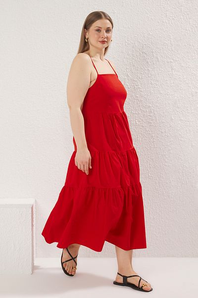 Trendyol Curve Κόκκινο Aerobin Woven Plus Size Φόρεμα