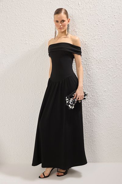 Trendyol Collection Černé hladké pletené sandy midi elegantní/noční šaty bez podšívky