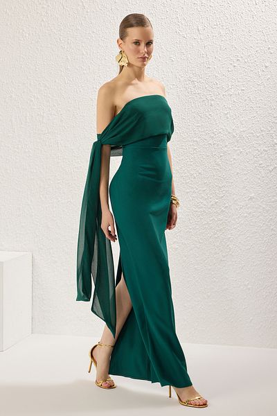 Trendyol Collection Smaragdgrünes, gerades, gewebtes Finike-Maxikleid für Abend und Heimkehr