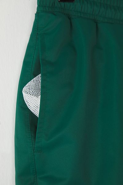 Trendyol Collection Smaragdgrüne, normale Standard-Badeshorts TMNSS20DS0023