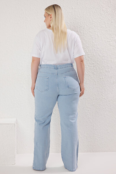 Trendyol Curve Albastru deschis optimist lungime mare Jins cu detalii de broderie deasupra TBBSS25CJ00025