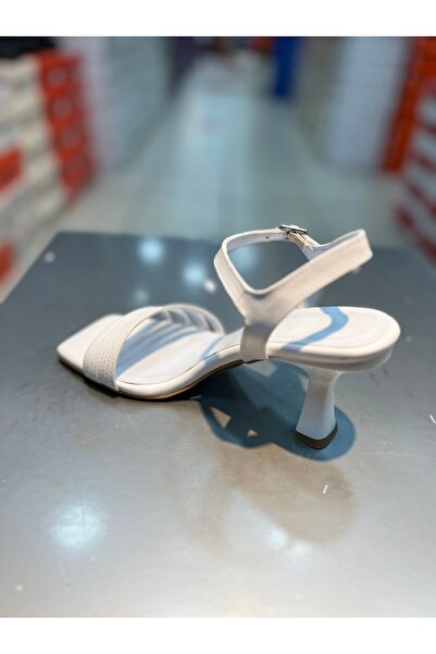 Hacıoğlu Ayakkabı Жіночі повсякденні туфлі на підборах з ремінцем Serrace