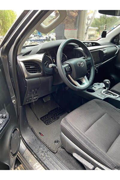 Mattvip TOYOTA HİLUX 2020 VE SONRASI UYUMLU EVA PASPAS. KİŞİYE ÖZEL RENKLER.