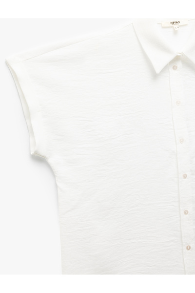 Koton Klasik Yaka Düğmeli Kısa Kollu Gömlek