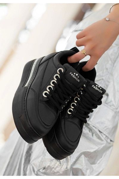 KAZAX Lulu Black Leather Lace-Up Sneakers