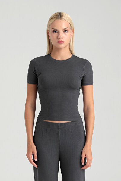 SHEISMONO Λίστα αγορών για το καλοκαιρινό σχολείο: