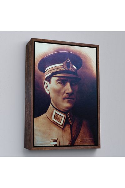 Harita Sepeti Портрет на Ататюрк с кафява рамка, правоъгълна декоративна картина върху платно с изображение на Мустафа Кемал Ататюрк