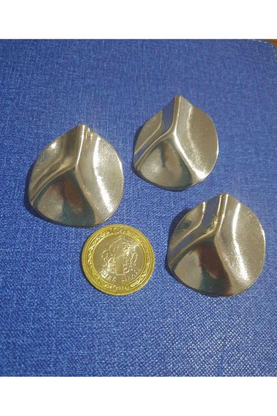 beynaaksesuar 3.81 cm Curved Silver Coat Jacket Trench Coat - Button Detail, 3 Pack