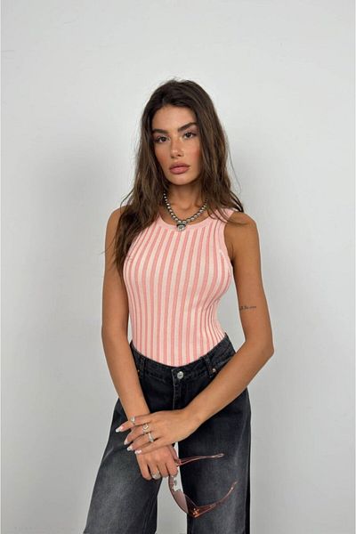 modaserdem    Ribbed Swim Collar Blouse