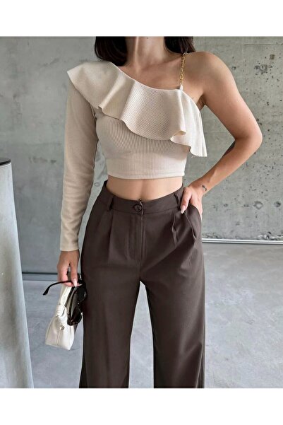 Butik Önü Gipeli Tek Omuz Detaylı Uzun Kollu  Bürümcük Bluz Siyah