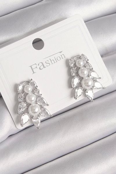 Ebijuteri Brass Silver Color Zircon Stone Leaf Model Pearl Detail Women's Earrings