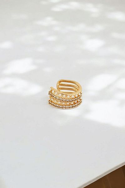 Çlk Accessories Premium Four Rows Pearl Cartilage Earrings 35677
