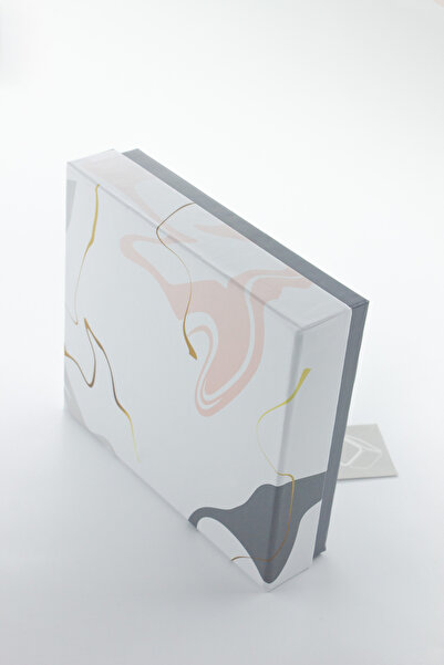 carton box Desenli Hediye Kutusu – Karton, 18,5 X 16,5 X 4,4 Cm | Boş Ve Hazır Kutu