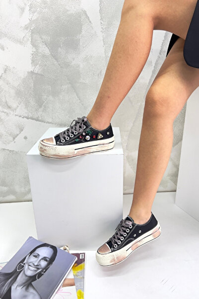 inizio Жіночі кросівки з чорним каменем EW1025