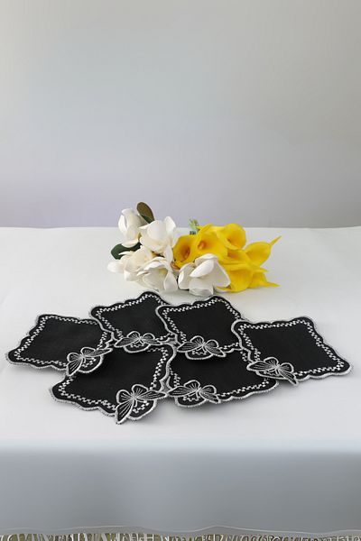 PLT Design Set of 6 Gold Butterfly Patterned Black Linen Linen Coffee Side Cocktail Presentation Napkins