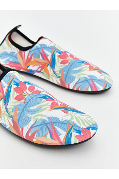 LC Waikiki Γυναικεία θαλάσσια παπούτσια με στάμπα LCW STEPS