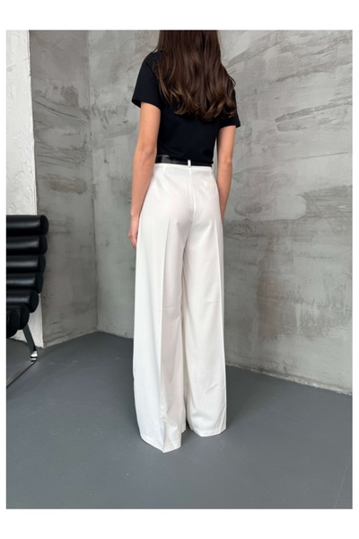 Elif Özbey Butik Beyaz Beli Pilili Kemerli Palazzo Pantolon