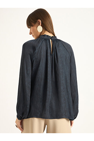 Femmella By Styli Satin Keyhole Neck Balloon Sleeve Top