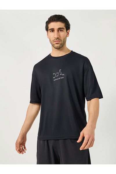 Styli Oversized Slogan Print Round Neck T-Shirt and Shorts Set