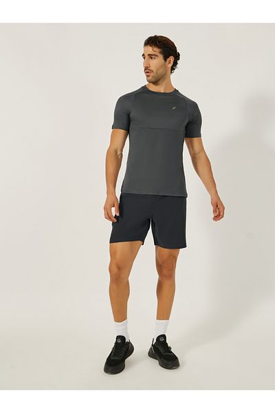 Styli Back Reflector Print Training Shorts with Pockets