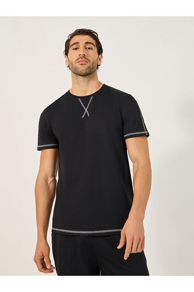 Styli Contrast Stitch Crew Neck T-Shirt and Shorts Pyjama Set
