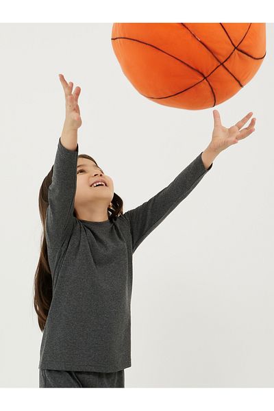 Styli Solid Round Neck T-Shirt