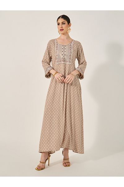 Styli rayon print jalabiya with mukhawar embroidery and rhinestone embellishment