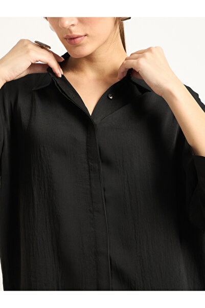 Femmella By Styli Satin Spread Collar Regular Fit Shirt