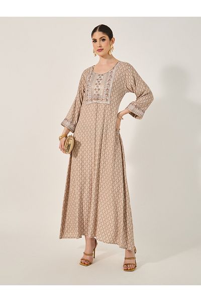 Styli rayon print jalabiya with mukhawar embroidery and rhinestone embellishment