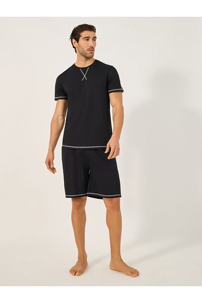 Styli Contrast Stitch Crew Neck T-Shirt and Shorts Pyjama Set