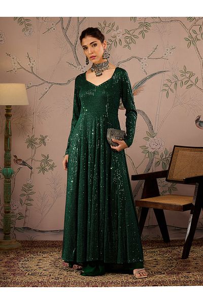 Sassafras By Styli قميص أناركالي مزين بالترتر وفتحة رقبة على شكل قلب