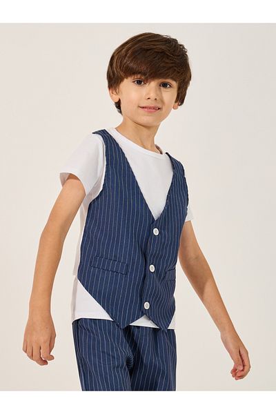 Styli Striped Round Neck Vest T-Shirt and Shorts Set