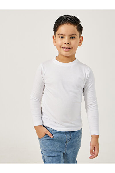 Styli Solid Round Neck T-Shirt