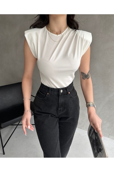 Fav Style Λευκή αμάνικη γυναικεία μπλούζα με λαιμόκοψη με επένδυση