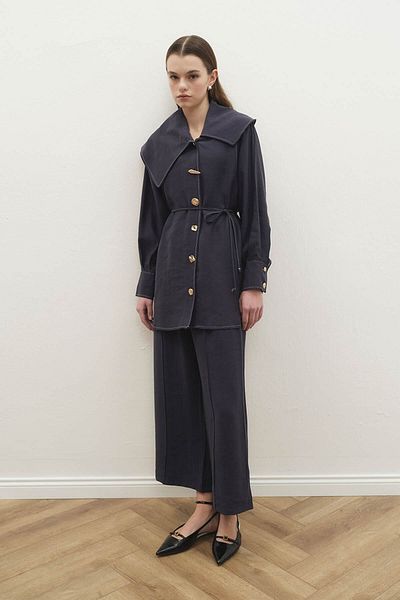 Hooopstore Lilyum Navy Blue Jacket Set with Gold Accessories