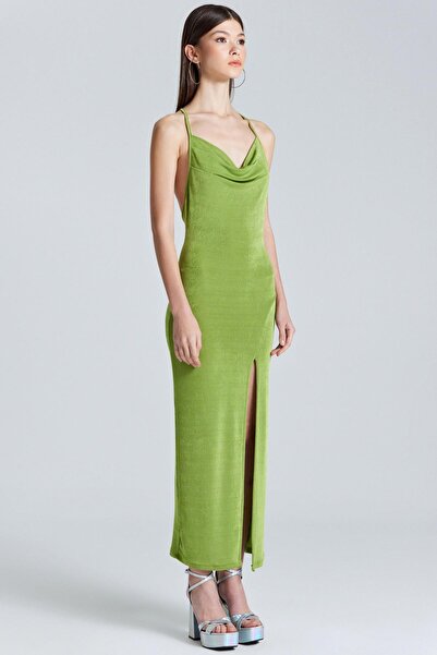 World Fashion Trends 1961 Rochie verde cu fantă lungă