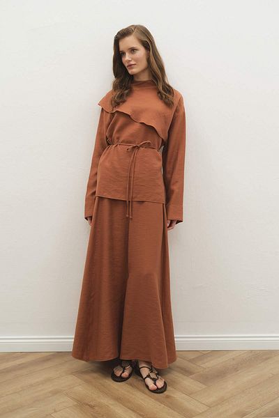 Hooopstore Cinnamon Skirt Suit with Cape Detail