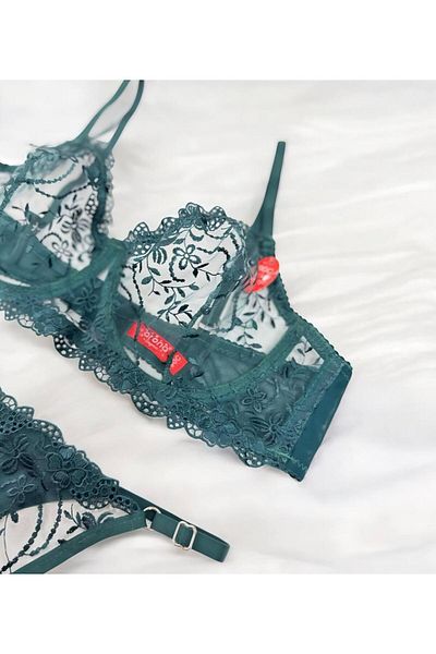 CES'Y LİNGERİE Plus Size Tulle Brode Bra Set (C Cup)
