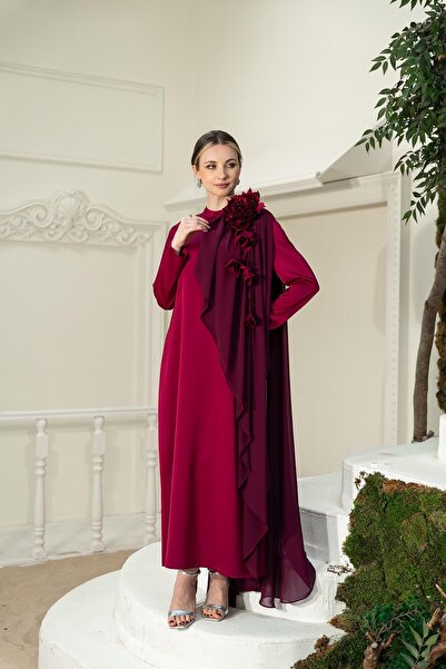 YAFA CLOTHING & ACCESSORIES فستان بورجوندي مع زهور الليزر