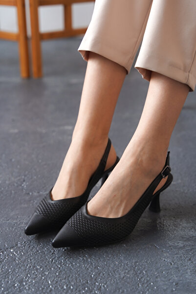 Lizzu Kadın Arkası Açık Lazer Delikli Orta Topuklu Ayakkabı Coan Siyah Cilt