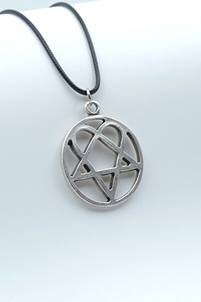 Bu Farklı Heartagram Gümüş Kaplama Deri İp Kolye