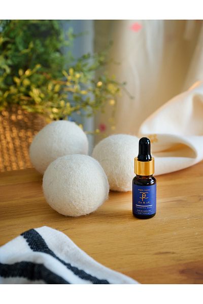 Ce&eF 6 Laundry Drying Balls 100% Natural Merino Sheep Wool and 1 Lavender Oil