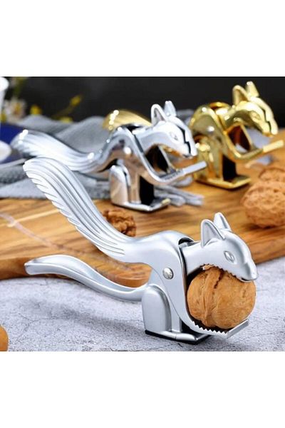 Busstier Premium Squirrel Shaped Metal Walnut & Hazelnut Cracker – Ergonomic, Durable and Stylish Design