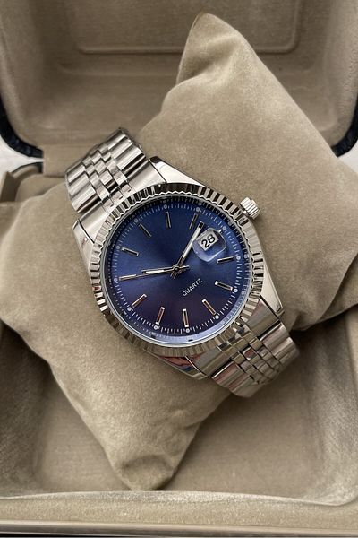 Leerybee Elite Men's Wristwatch with Premium Calendar Kn-11