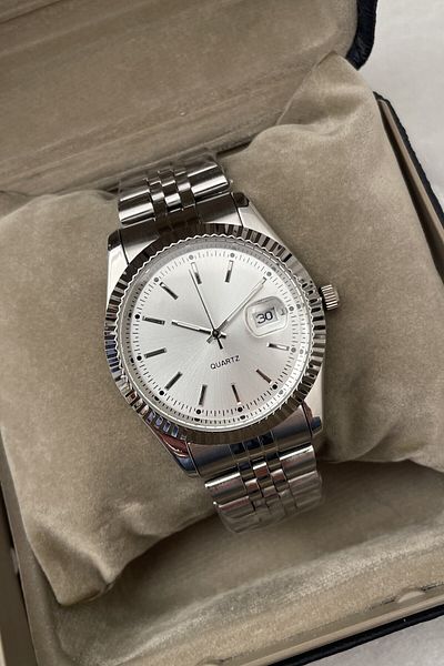Leerybee Elite Men's Wristwatch with Premium Calendar Nk-11