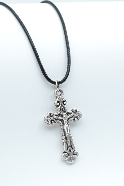 Bu Farklı Hz. İsa Haç Gümüş Kaplama Deri İp Kolye