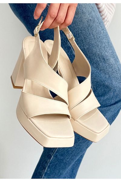 BESKAR Pantofi cu toc din piele Cica Beige